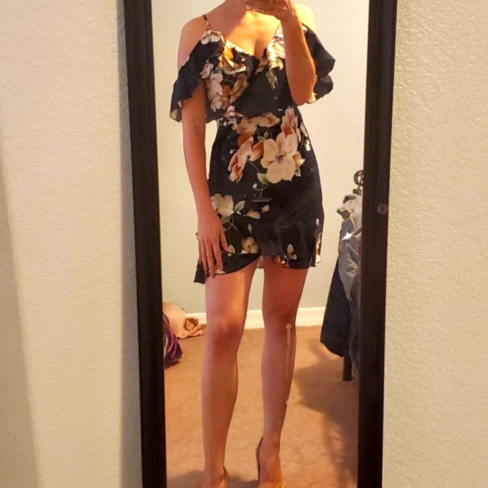Cold shoulder, ruffle hem, flounce dress, Medium